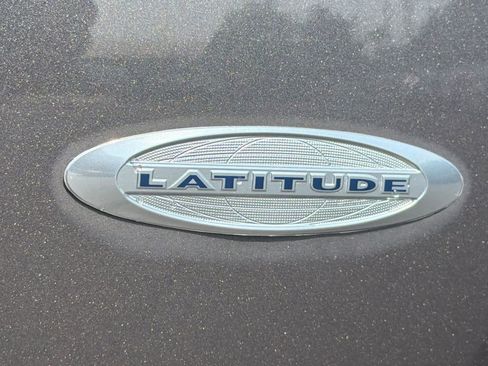 Used 2016 Jeep Compass Latitude AWD/4WD image 12