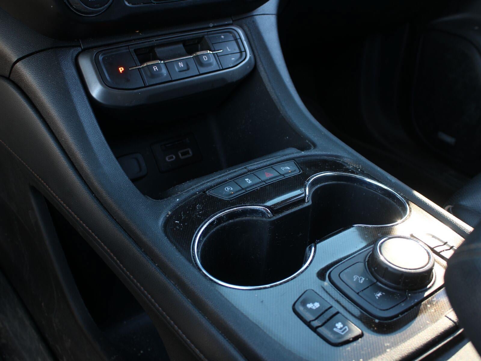 Used 2023 GMC Acadia AT4 w/ Preferred Package AWD/4WD image 15