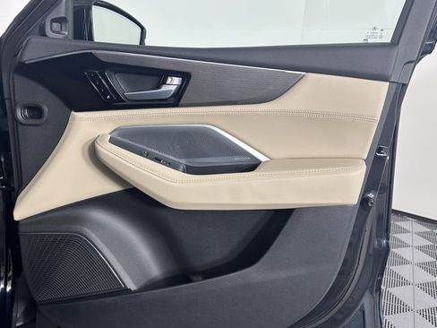 Certified 2025 Acura MDX w/ Advance Package image 32