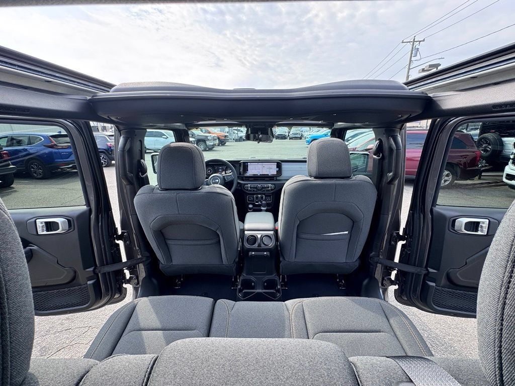 New 2026 Jeep Wrangler Unlimited Sport AWD/4WD image 24