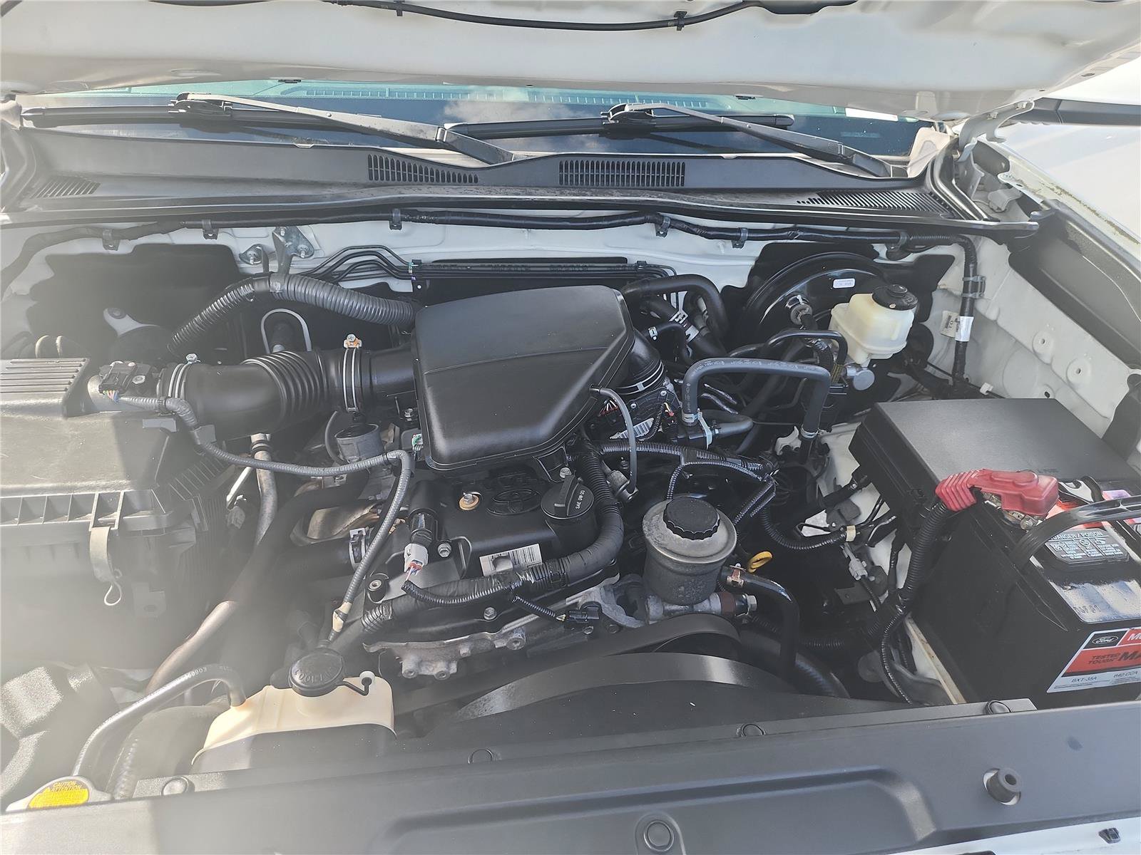 Used 2017 Toyota Tacoma SR5 w/ SR5 Appearance Package (SM) RWD image 14