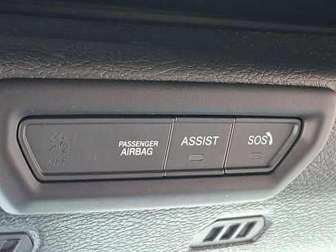 Used 2023 Jeep Wrangler Unlimited Sahara AWD/4WD image 26