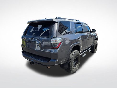 Used 2019 Toyota 4Runner SR5 Premium AWD/4WD image 5