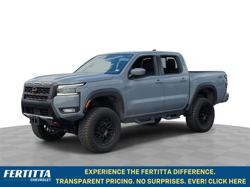 Used 2025 Nissan Frontier PRO-4X image 1