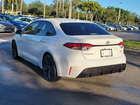 Used 2025 Toyota Corolla SE image 7