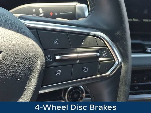 Used 2025 Chevrolet Equinox LT AWD/4WD image 8