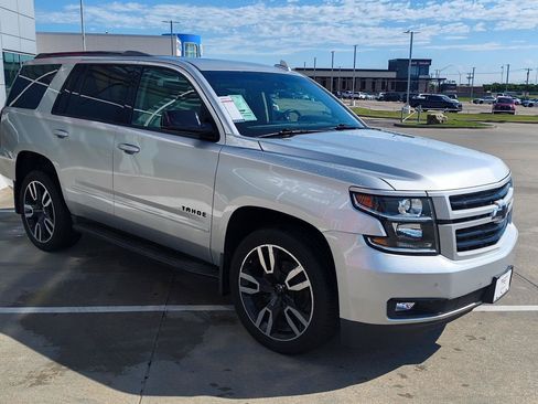 Used 2018 Chevrolet Tahoe Premier AWD/4WD image 5