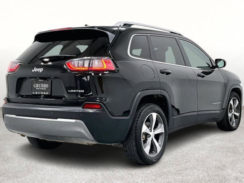 Used 2020 Jeep Cherokee Limited image 2