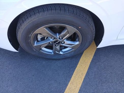 Certified 2023 Kia K5 LXS image 10