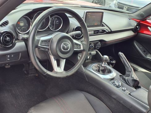 Used 2017 MAZDA MX-5 Miata RF Club w/ Brembo/BBS Package image 4