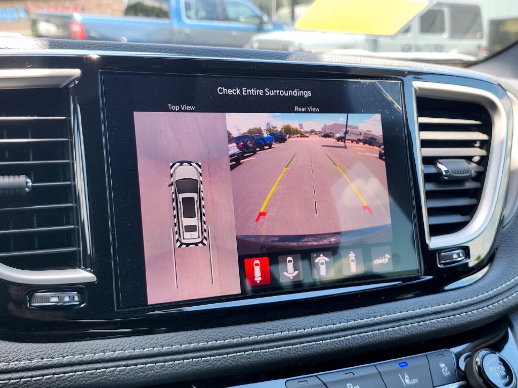 New 2027 Chrysler Pacifica Select AWD/4WD image 23