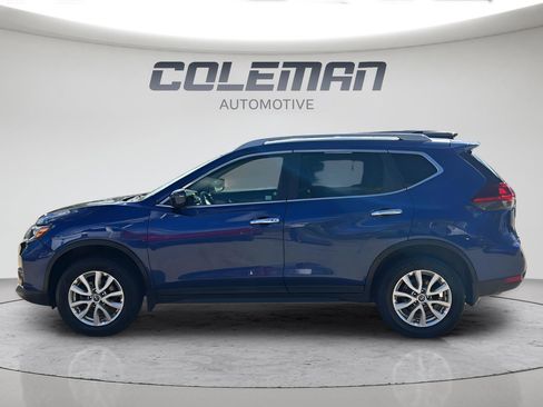 Used 2018 Nissan Rogue SV AWD/4WD image 5