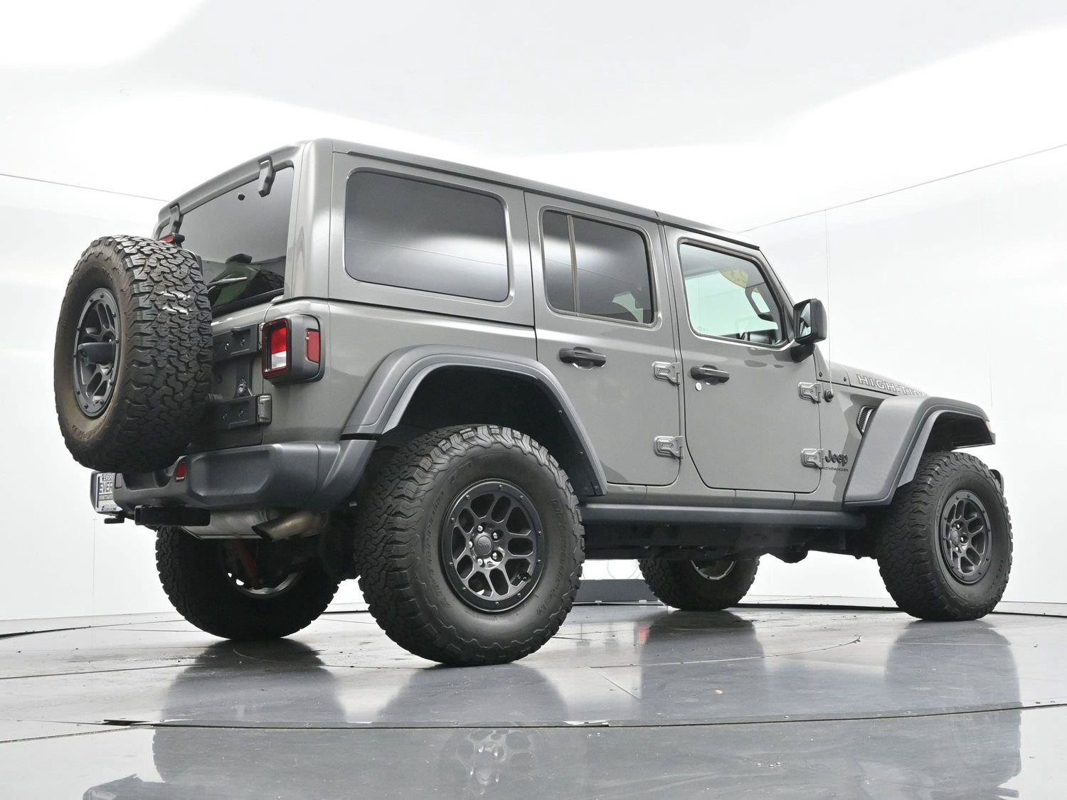Used 2023 Jeep Wrangler Unlimited Sport AWD/4WD image 44