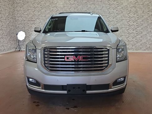 Used 2018 GMC Yukon SLT w/ Premium Edition image 2