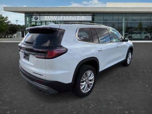 Used 2024 GMC Acadia Elevation image 7