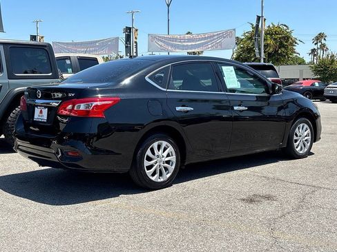 Used 2019 Nissan Sentra SV FWD image 3