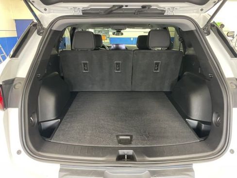 Used 2025 Chevrolet Blazer LT image 33