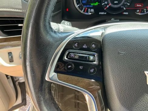 Used 2020 Cadillac Escalade ESV Premium Luxury AWD/4WD image 12