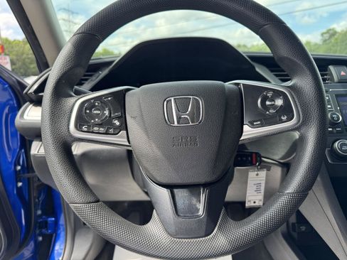 Used 2019 Honda Civic LX image 3