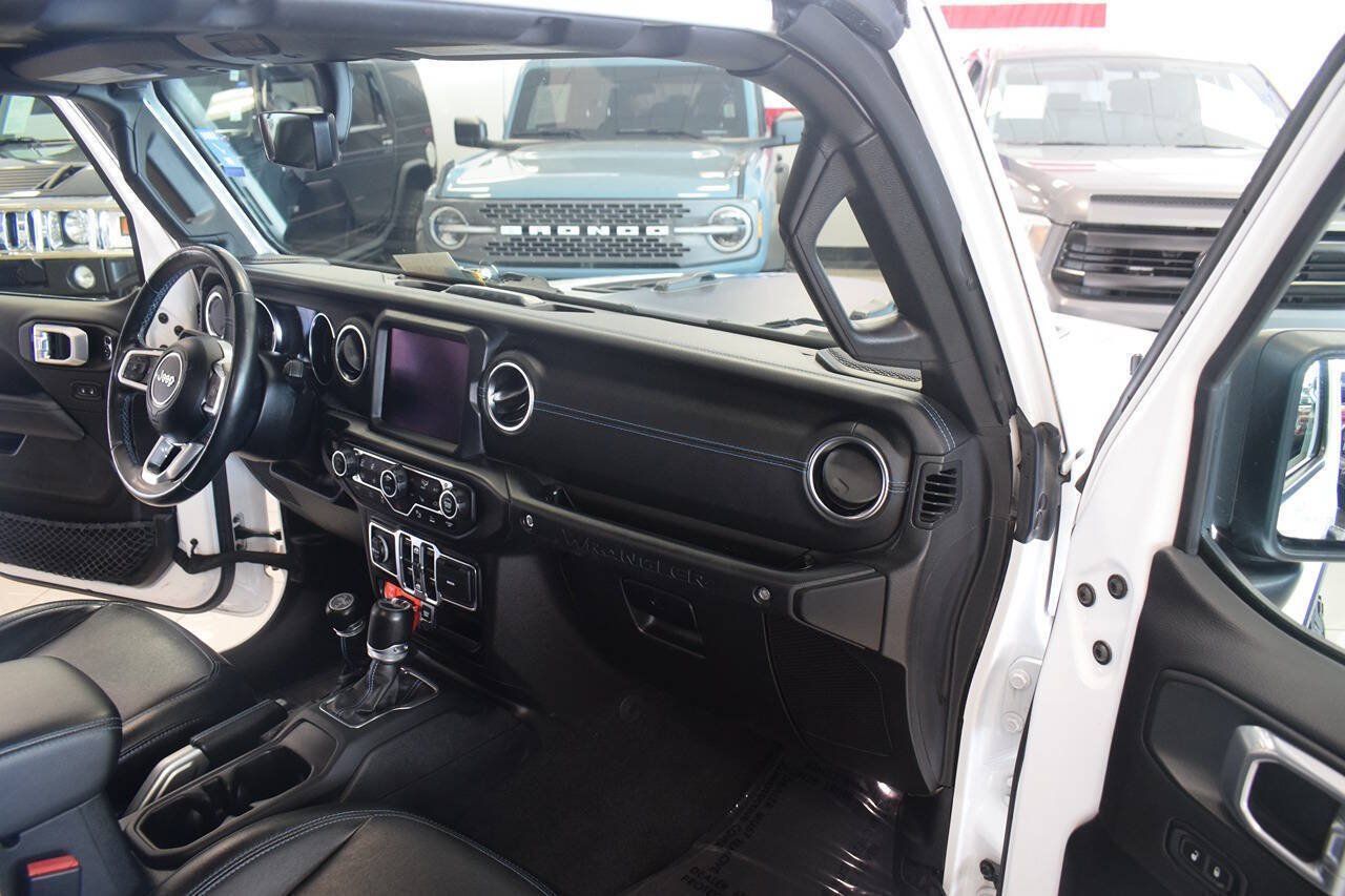 Used 2021 Jeep Wrangler Unlimited Rubicon 4xe w/ Steel Bumper Group AWD/4WD image 16