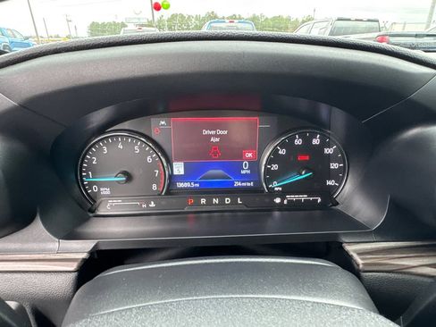 Used 2022 Ford Explorer Limited w/ Equipment Group 301A image 30