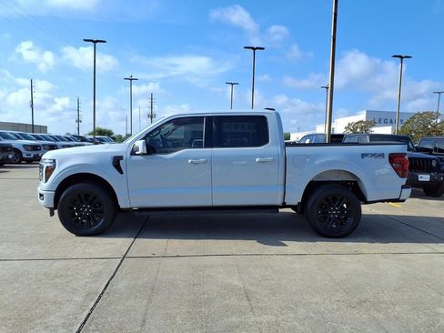 Used 2025 Ford F150 Lariat w/ Equipment Group 501A Mid AWD/4WD image 3
