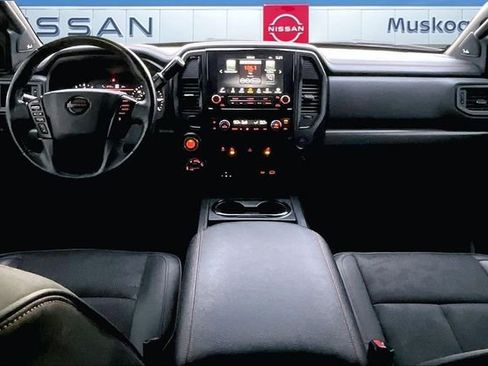 Used 2022 Nissan Titan PRO-4X w/ Pro-4x Utility Package image 8