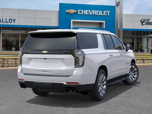New 2025 Chevrolet Suburban Premier image 28