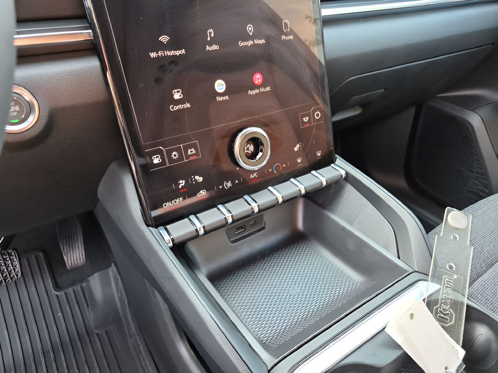 New 2027 GMC Terrain Elevation w/ LPO, Floor Liner Package FWD image 27