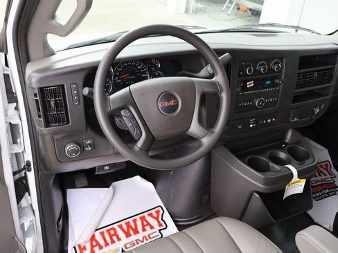 New 2025 GMC Savana 3500 Extended w/ Driver Convenience Package RWD image 19
