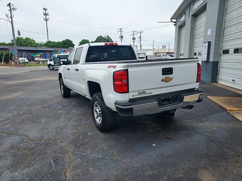 Used 2018 Chevrolet Silverado 2500 W/T w/ WT Convenience Package image 5