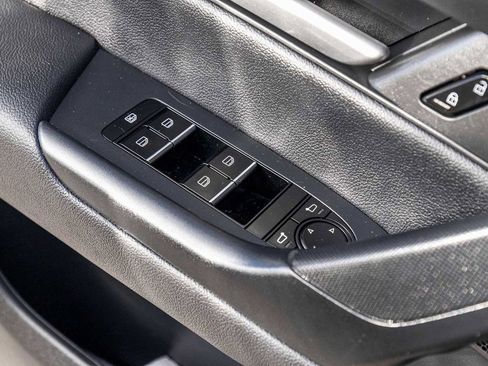 Used 2025 MAZDA CX-50 2.5 Hybrid w/ Preferred Pkg image 12