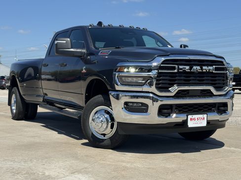 New 2026 RAM 3500 Tradesman AWD/4WD image 2