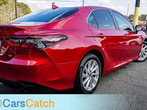 Used 2024 Toyota Camry LE image 6