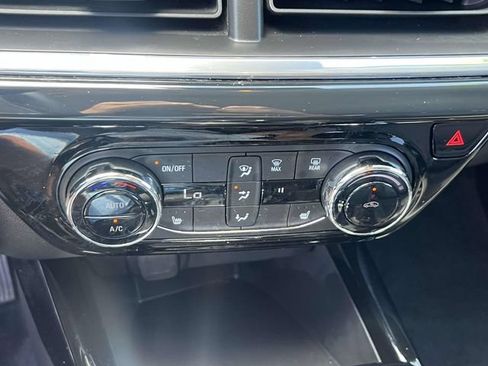 Used 2024 Chevrolet Trax ACTIV w/ Driver Confidence Package FWD image 31