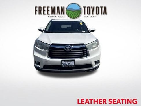 Used 2015 Toyota Highlander Limited AWD/4WD image 3