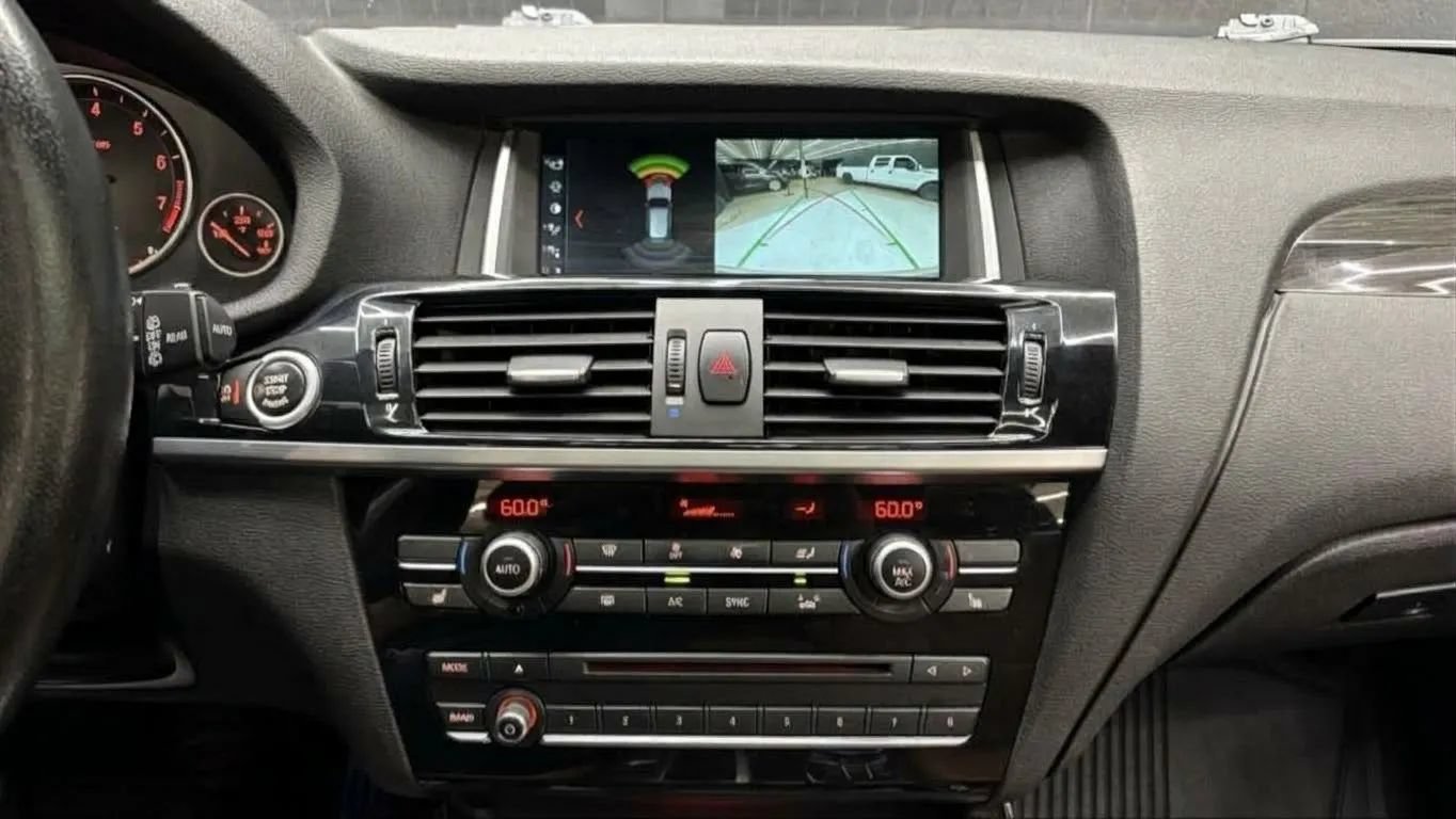 Used 2017 BMW X3 xDrive28i AWD/4WD image 9