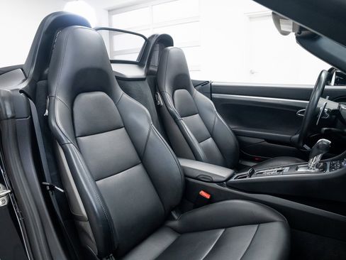 Used 2016 Porsche Boxster GTS image 20