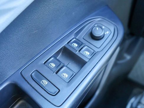 Used 2024 Volkswagen Taos S image 16