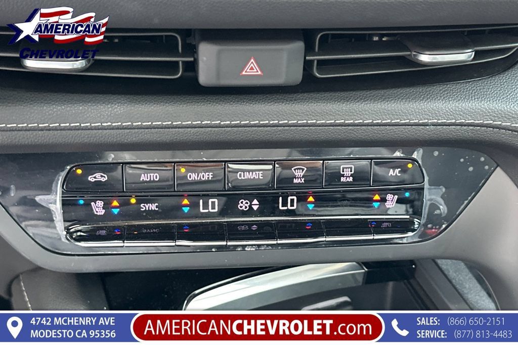 Used 2023 Buick Envision Avenir AWD/4WD image 30