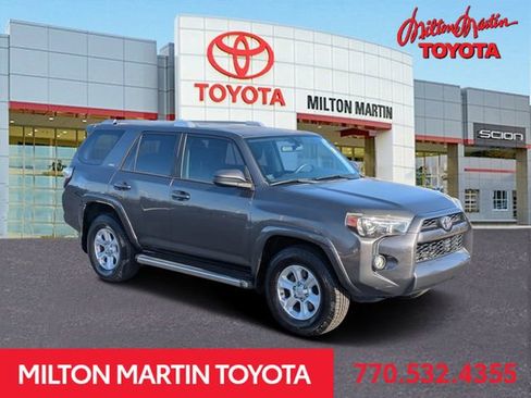 Used 2016 Toyota 4Runner SR5 image 1