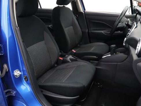 Used 2020 Nissan Versa S FWD image 18