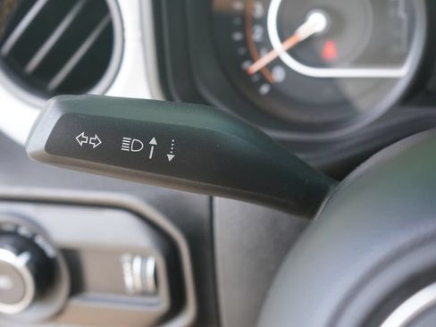 Used 2024 Jeep Wrangler Sport AWD/4WD image 16