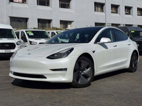 Used 2019 Tesla Model 3 image 2