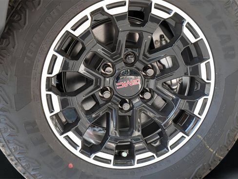 New 2026 GMC Canyon AT4 w/ Technology Plus Package image 2