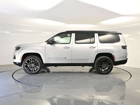 Used 2024 Jeep Grand Wagoneer Series II w/ Quick Order Packagew 28T AWD/4WD image 10