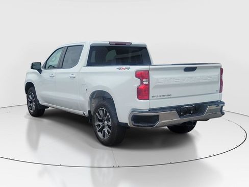 Used 2023 Chevrolet Silverado 1500 LT AWD/4WD image 3