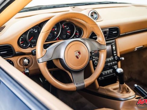 Used 2010 Porsche 911 GT3 RS image 6