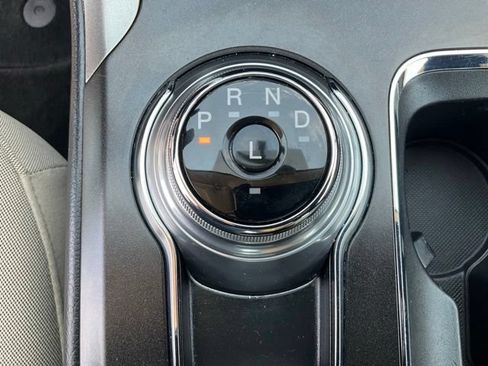 Used 2018 Ford Fusion S FWD image 22