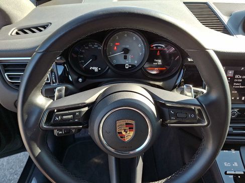 Used 2024 Porsche Macan S AWD/4WD image 22
